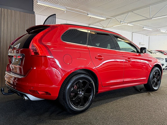 Volvo XC60 6 of 30