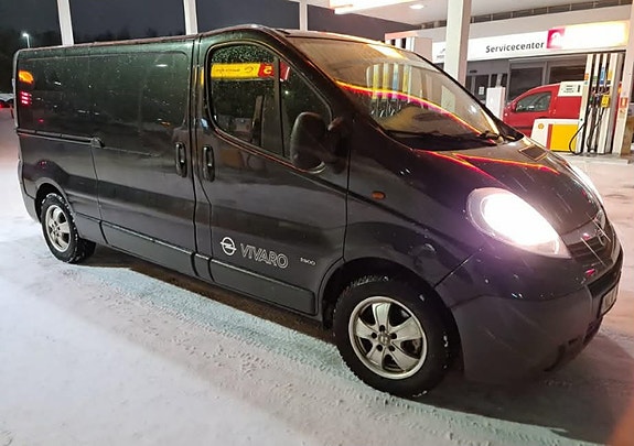 Opel Vivaro 4 of 5