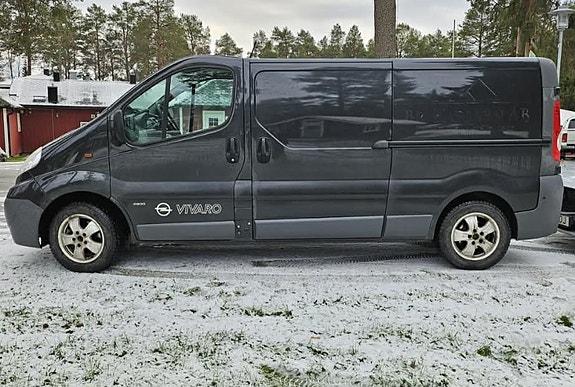 Opel Vivaro 2 of 5