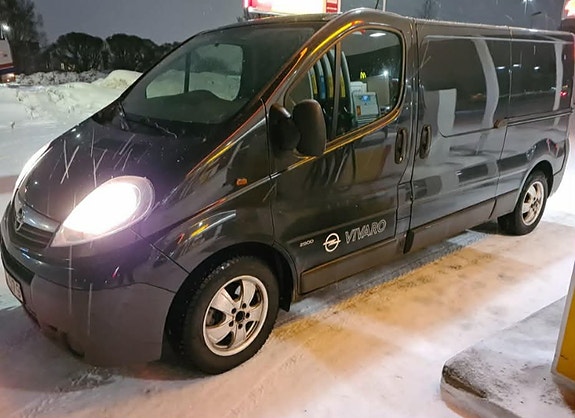 Opel Vivaro 5 of 5
