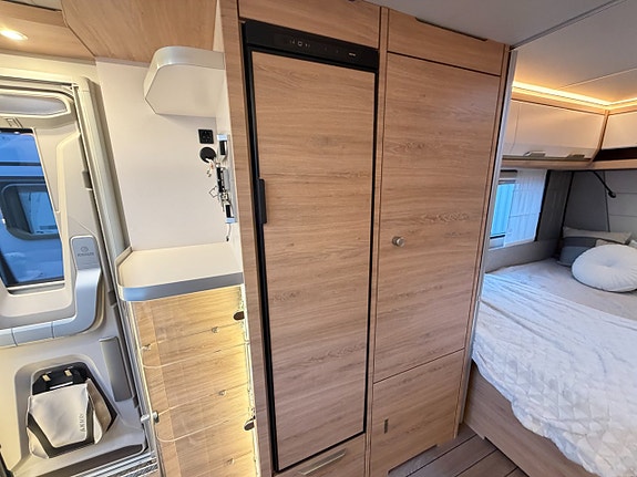 Knaus SÜDWIND BLACK SELECTION 580 UF Fransk säng-Alde-DEMOUTFÖRSÄLJNING-REA! 14 of 19