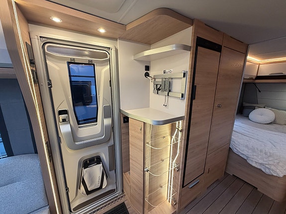 Knaus SÜDWIND BLACK SELECTION 580 UF Fransk säng-Alde-DEMOUTFÖRSÄLJNING-REA! 12 of 19
