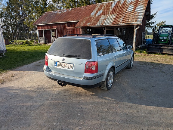 Volkswagen Passat 4 of 5