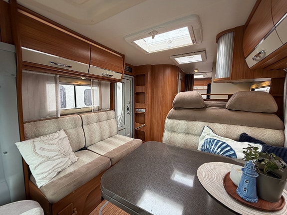 Adria CORAL S 680SP Tvärställd säng -5 bältade-Stor sittgrupp-3500kg! 10 of 19