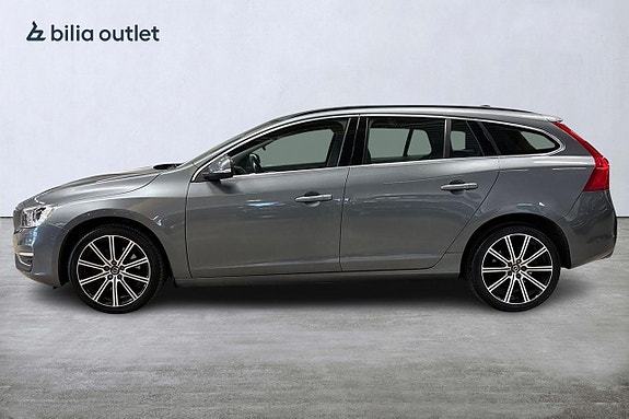 Volvo V60 4 of 5
