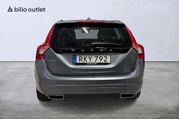 Volvo V60 5 of 5
