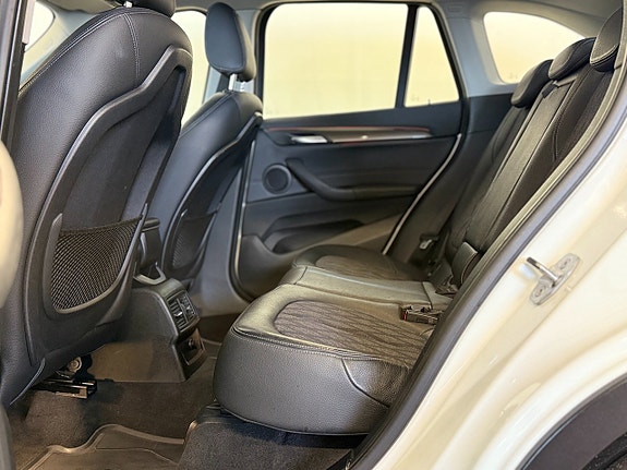 BMW X1 14 of 15