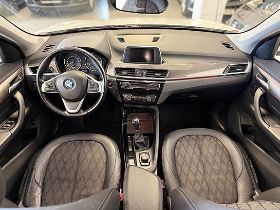 BMW X1 11 of 15