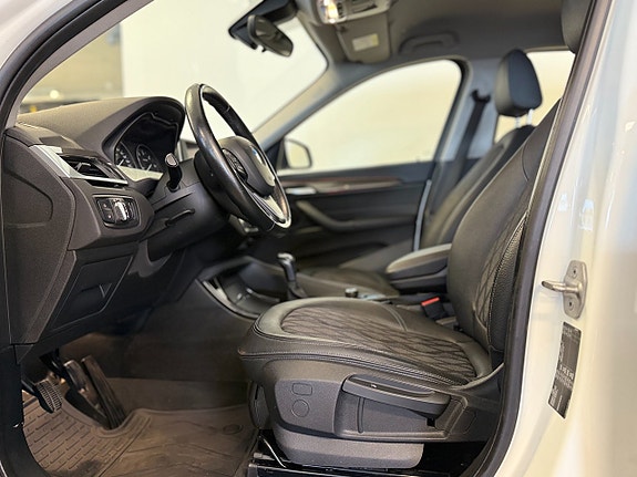 BMW X1 10 of 15