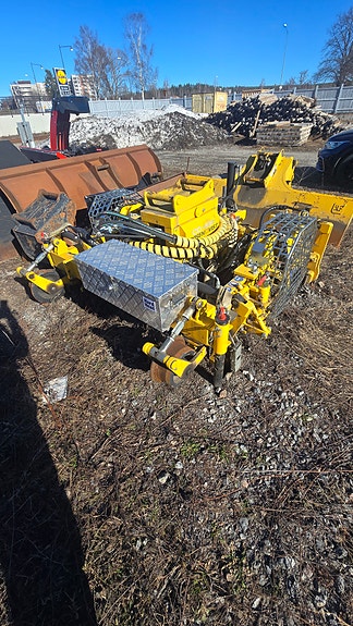 Huddig DC400 3 of 5