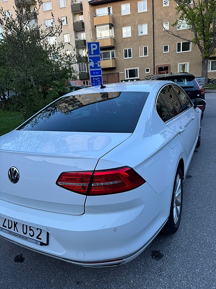 Volkswagen Passat 4 of 5