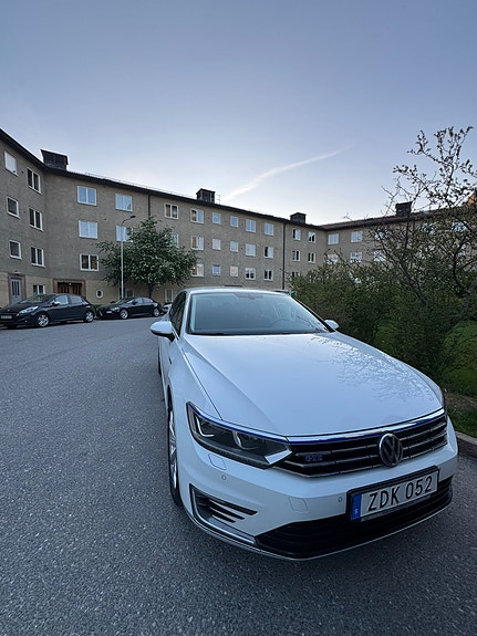 Volkswagen Passat 3 of 5