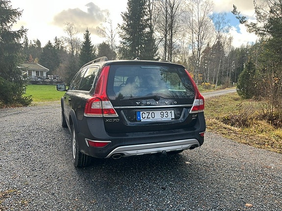 Volvo XC70 3 of 15