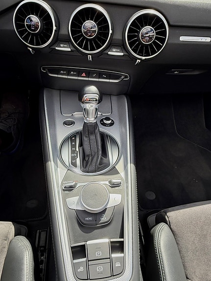 Audi TT 11 of 13