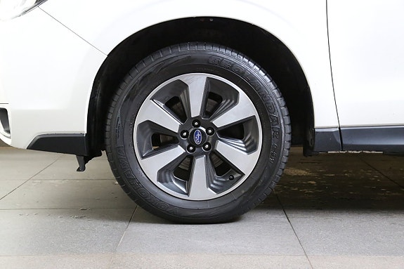 Subaru Forester 9 of 29