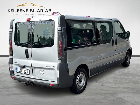 Opel Vivaro 8 of 22