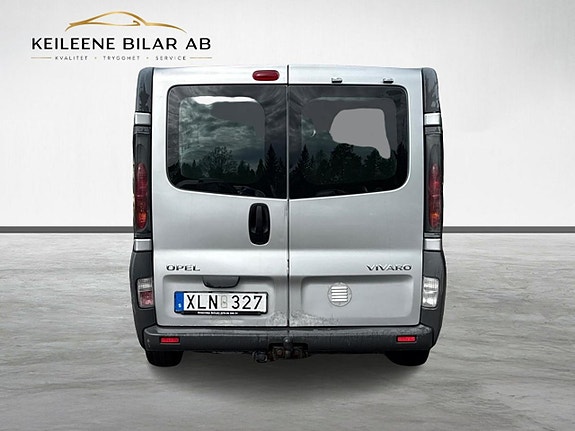 Opel Vivaro 6 of 22