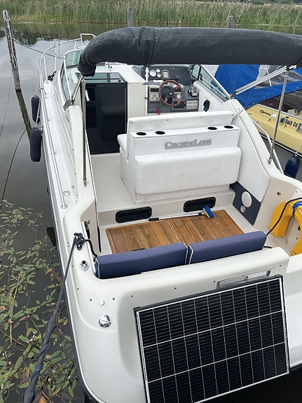 Daycruiser Crownline CR250 2 of 4