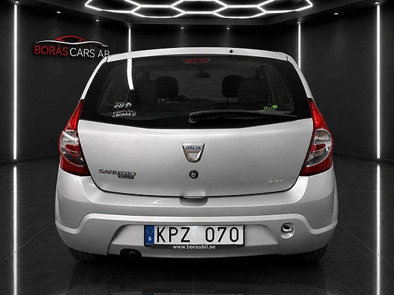 Dacia Sandero 3 of 5
