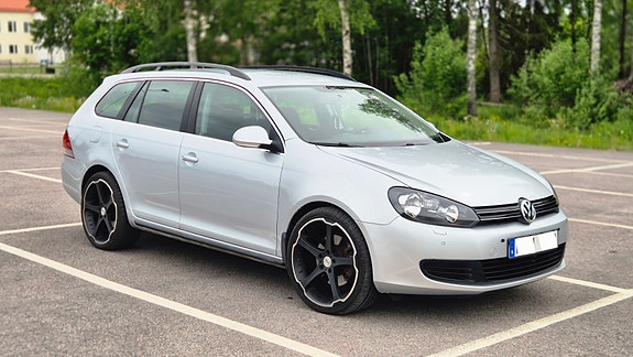 Volkswagen Golf VIII 7 of 10