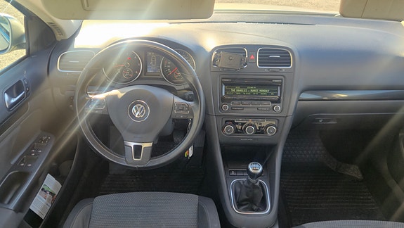 Volkswagen Golf VIII 9 of 10