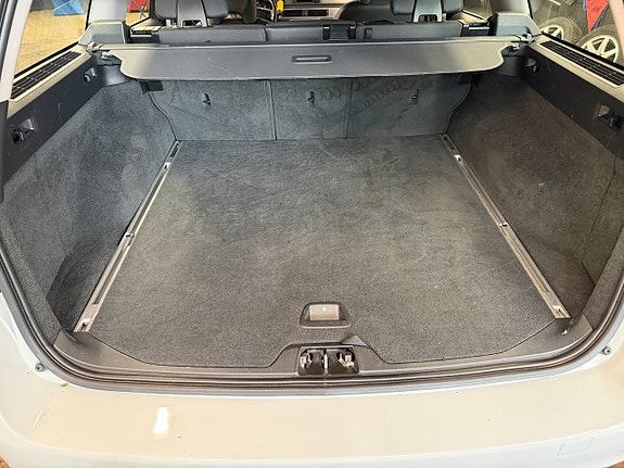 Volvo V70 15 of 16
