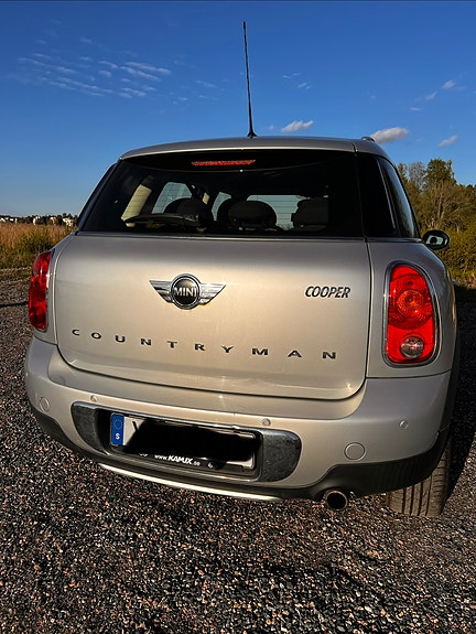 MINI Countryman Cooper 3 of 6