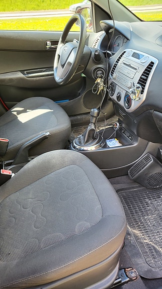 Hyundai i20 3 of 5
