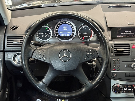 Mercedes-Benz C220 20 of 21