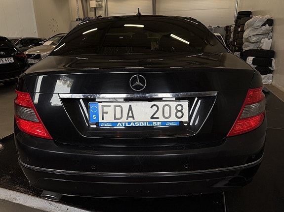 Mercedes-Benz C220 4 of 21