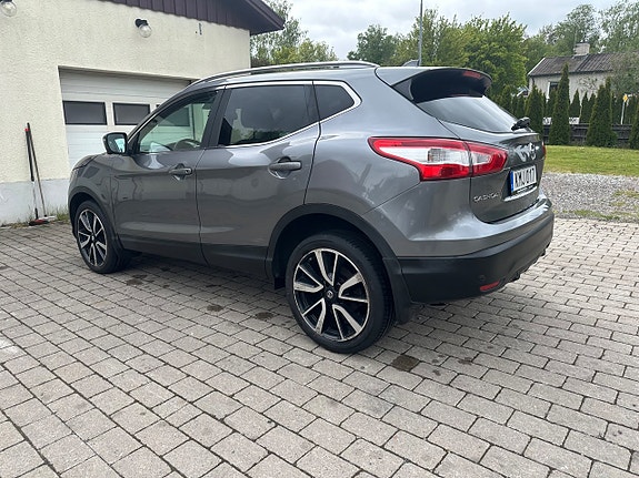 Nissan Qashqai 4 of 5