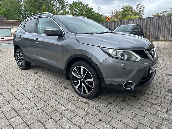 Nissan Qashqai 2 of 5