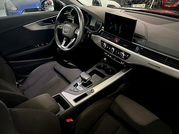 Audi A4 4 of 5