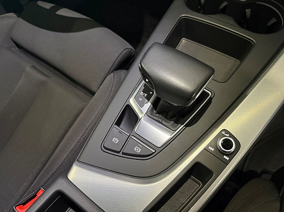 Audi A4 11 of 26