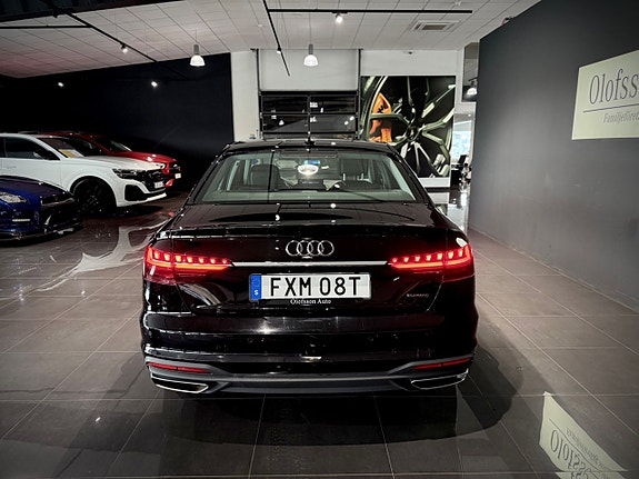 Audi A4 15 of 26