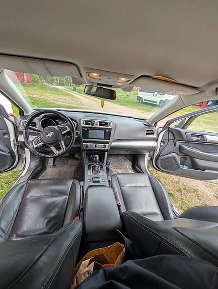 Subaru Outback 9 of 13
