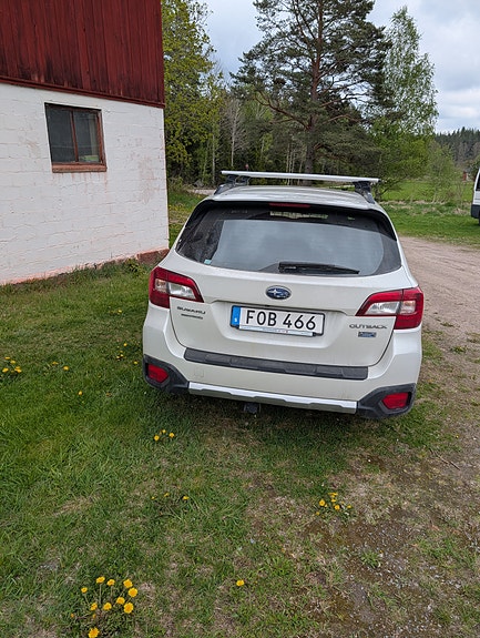 Subaru Outback 7 of 13
