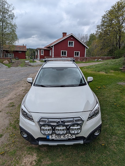 Subaru Outback 4 of 5