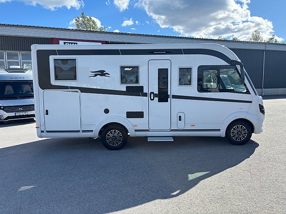 Laika ECOVIP H2109 Liten och rymlig! - B-kort - Taksäng - Höga långbäddar! 2 of 21