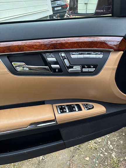 Mercedes-Benz S63 9 of 11
