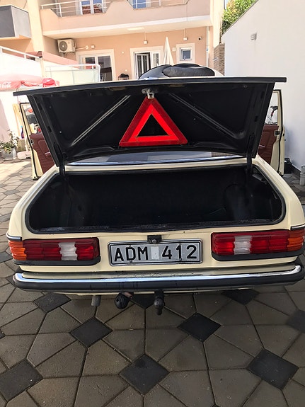 Mercedes-Benz 200 6 of 6