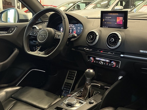 Audi RS3 17 of 27