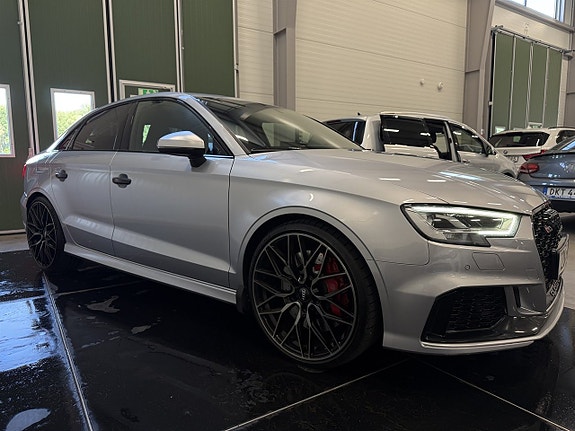Audi RS3 8 of 27