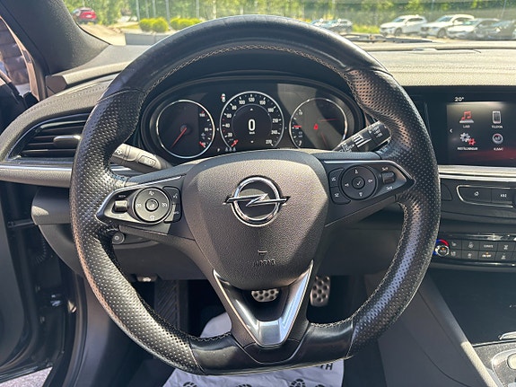 Opel Insignia 13 of 30