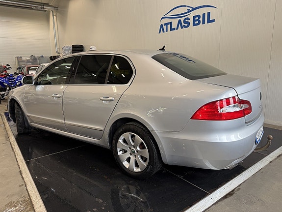 Skoda Superb 3 of 5