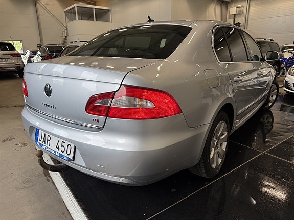 Skoda Superb 5 of 5