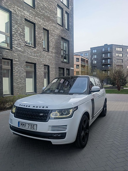 Land Rover Range Rover 3 of 5