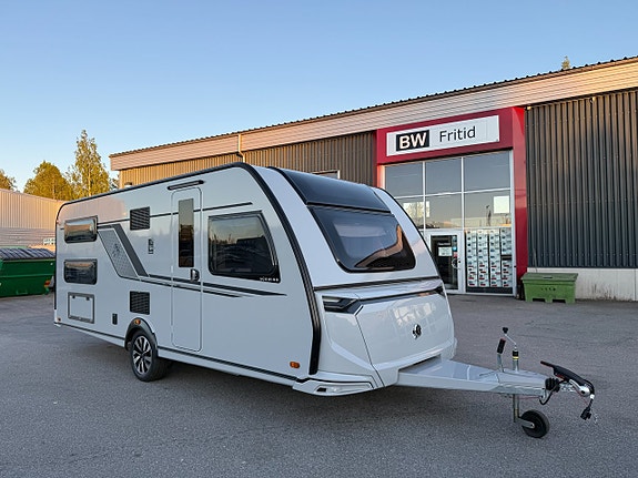 Knaus Südwind 580 UK Black Selection - Barnkammare - Alde - 1800kg - Nyhet -
