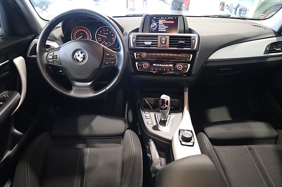 BMW 118i 15 of 25