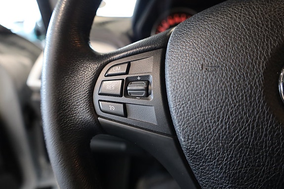 BMW 118i 24 of 25